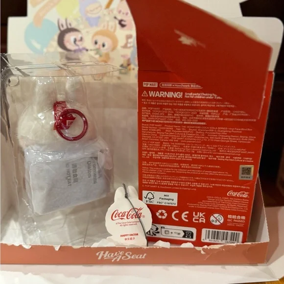 Labubu Coca Cola Can Popmart - Picture 5 of 7